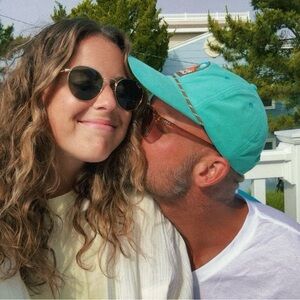 Meet your Posher, Abbey